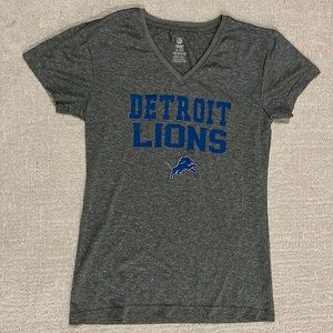 Lions tee